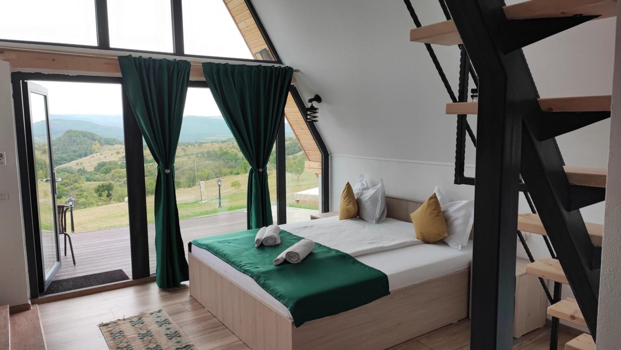 Motel Prislop Hateg Ngoại thất bức ảnh