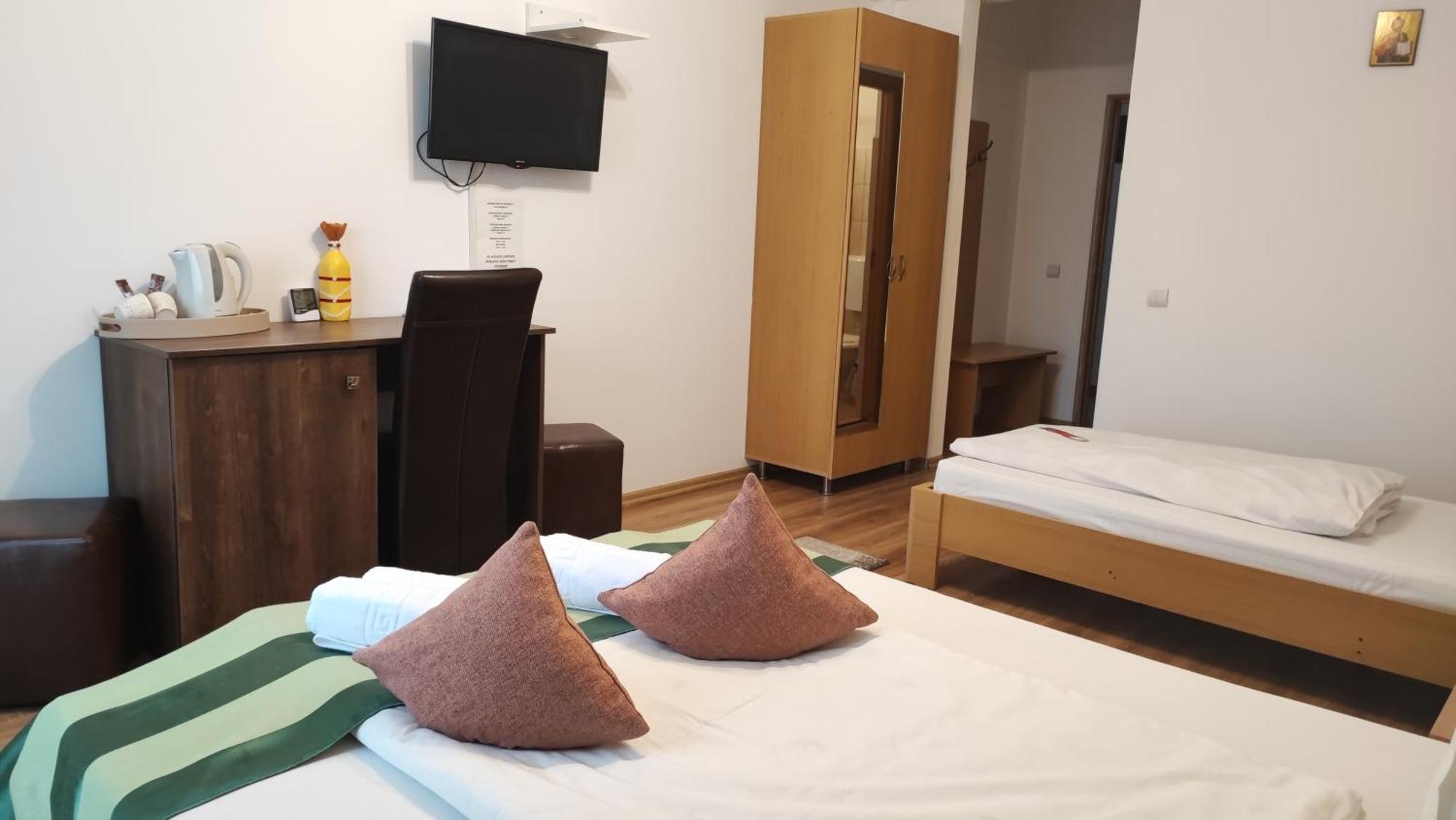 Motel Prislop Hateg Ngoại thất bức ảnh