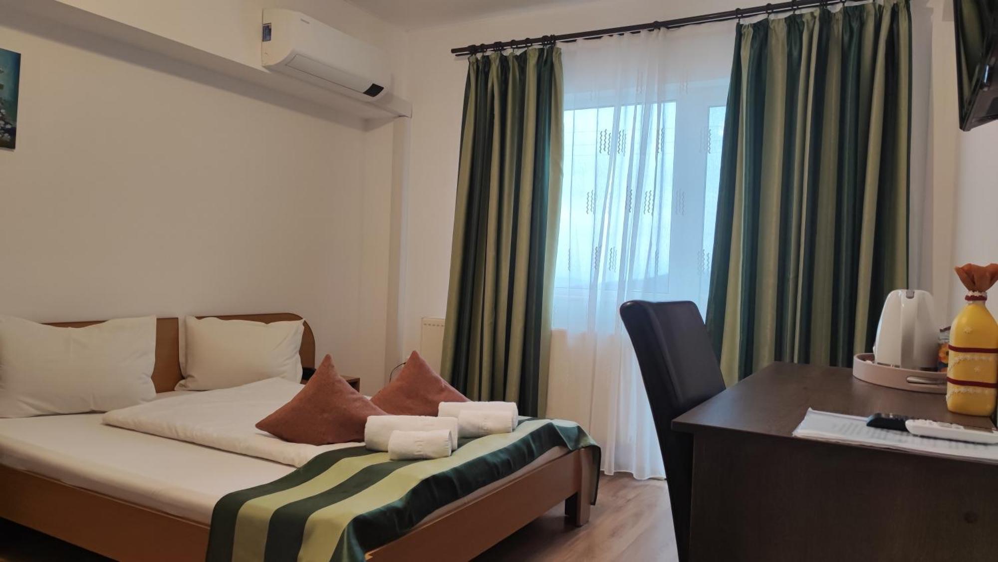 Motel Prislop Hateg Ngoại thất bức ảnh
