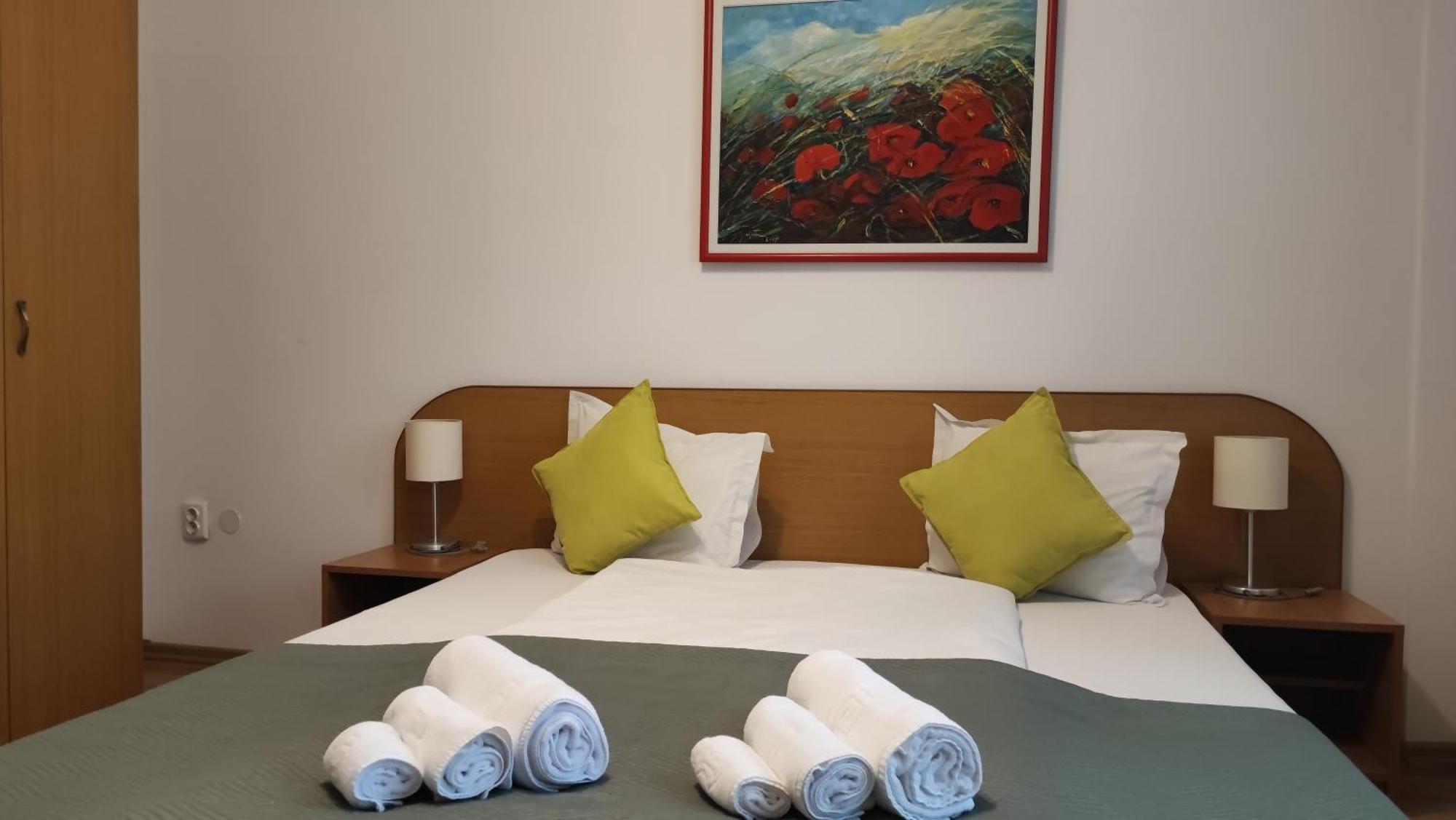 Motel Prislop Hateg Ngoại thất bức ảnh